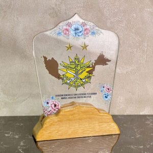 Crystal Plaques Crystal Plaque CR3125 Crystal Plaques Crystal Plaque CR3125